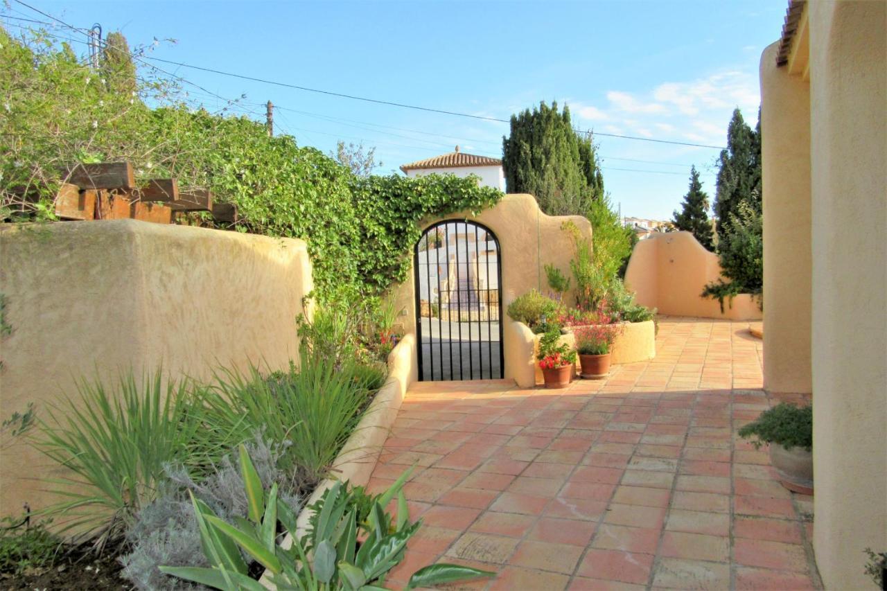Amuchosol Villa Calp Dış mekan fotoğraf