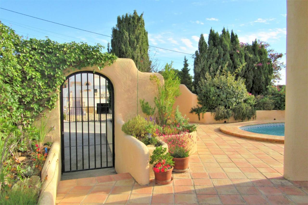 Amuchosol Villa Calp Dış mekan fotoğraf