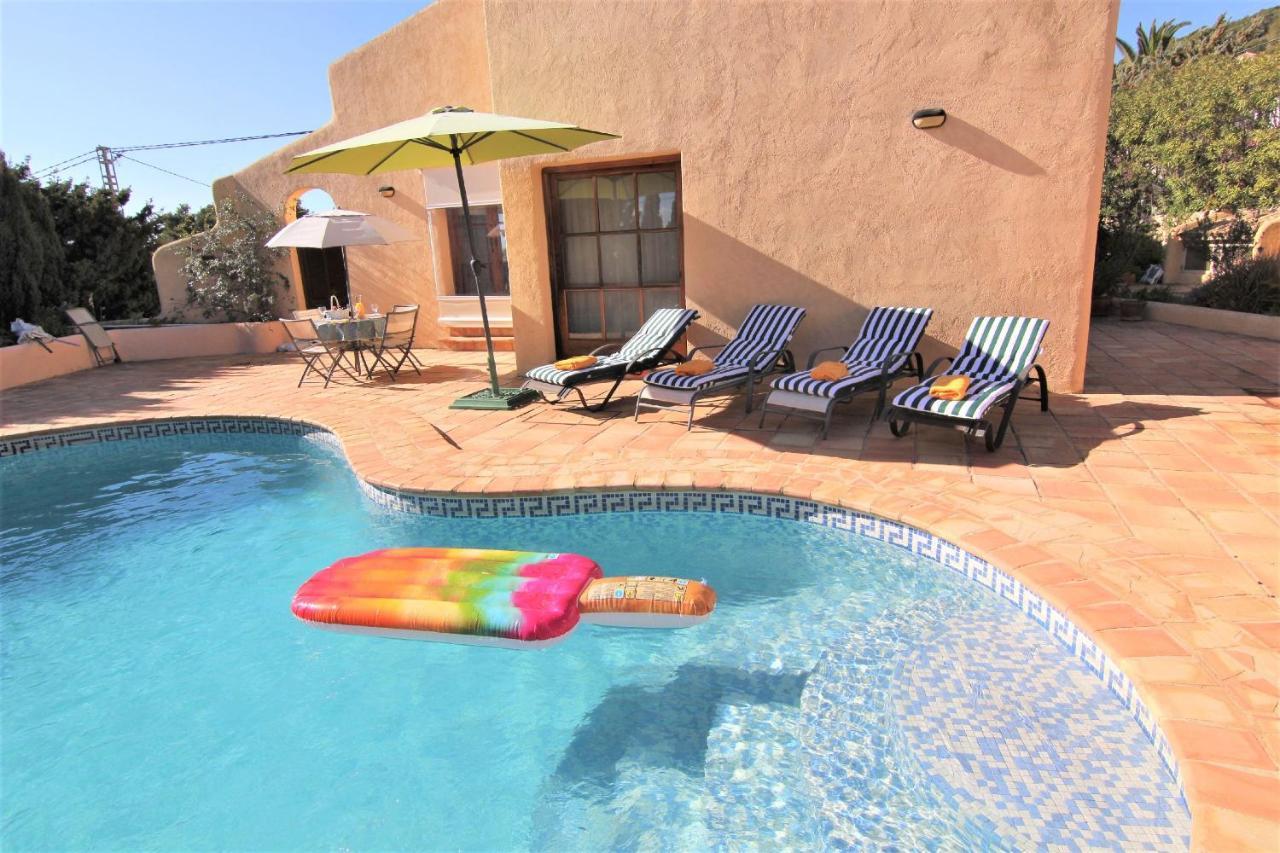 Amuchosol Villa Calp Dış mekan fotoğraf